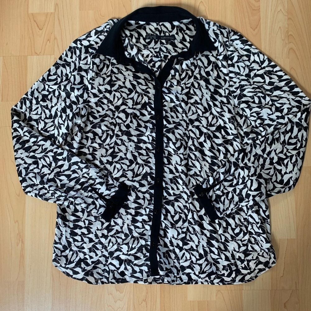 Black & White Printed Zara Blouse Size Medium